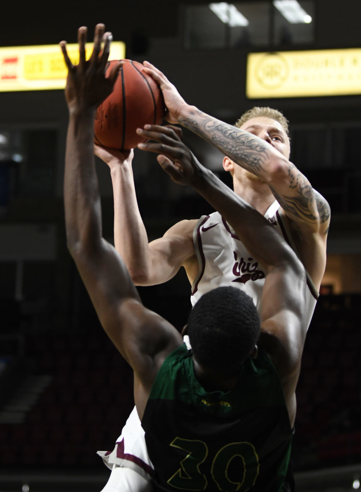 031519 montana v sac state10 kw.jpg